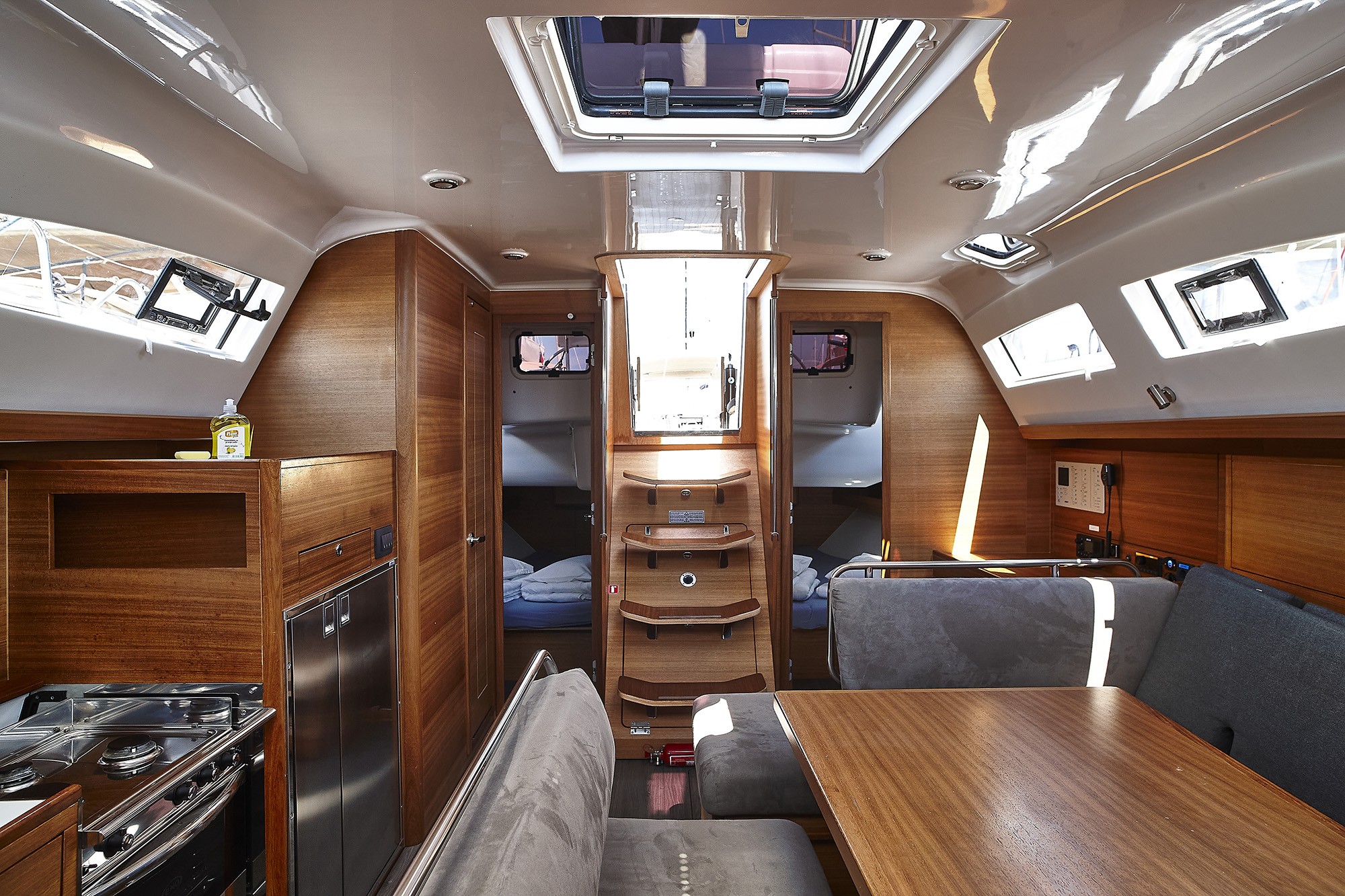 Elan Impression 45.1, Alina | Yacht Charter Croatia