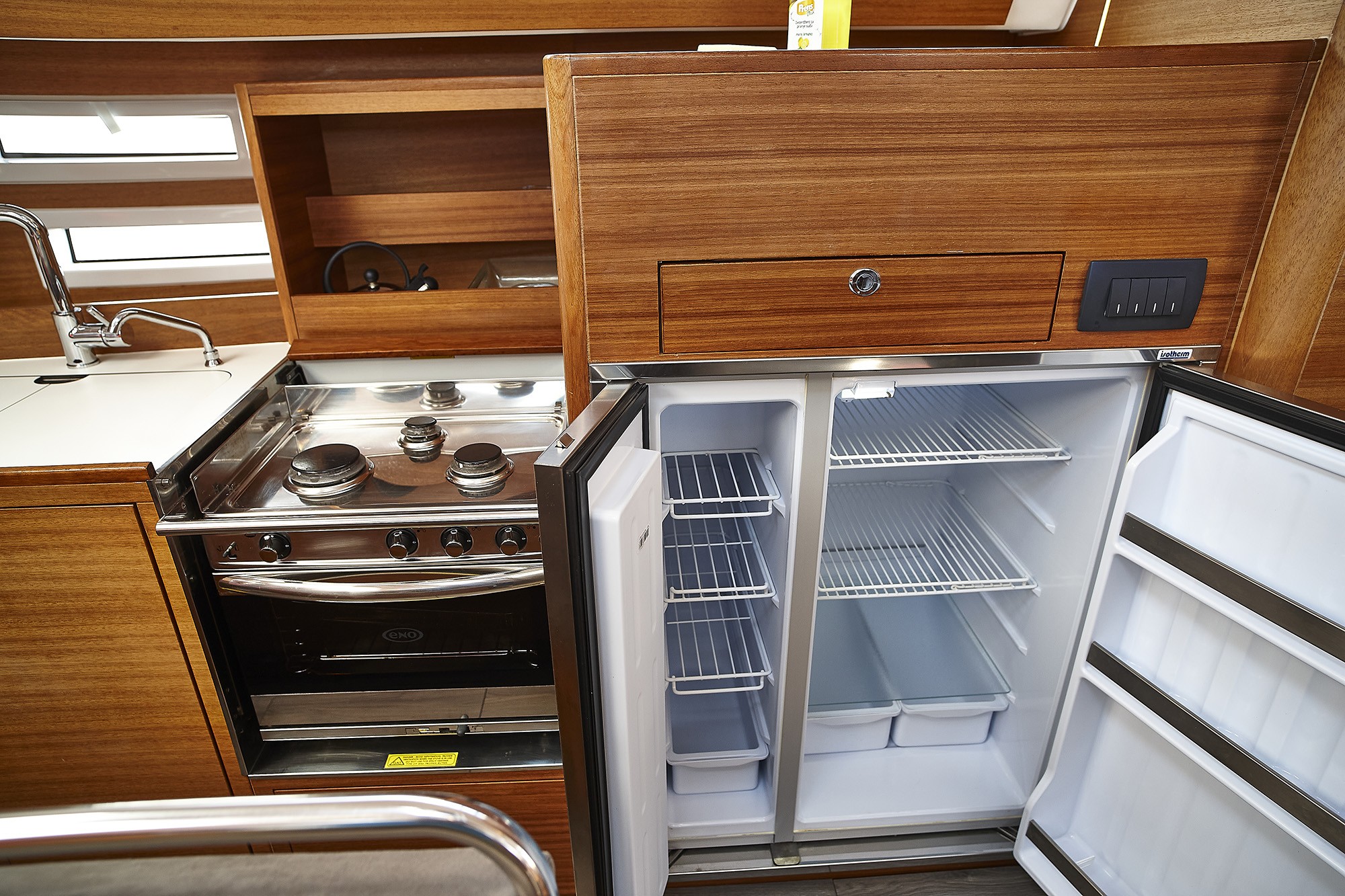 Elan Impression 45.1, Alina | Yacht Charter Croatia