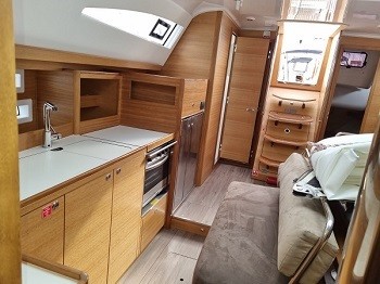 Elan Impression 45.1, Albatros | Yacht Charter Croatia
