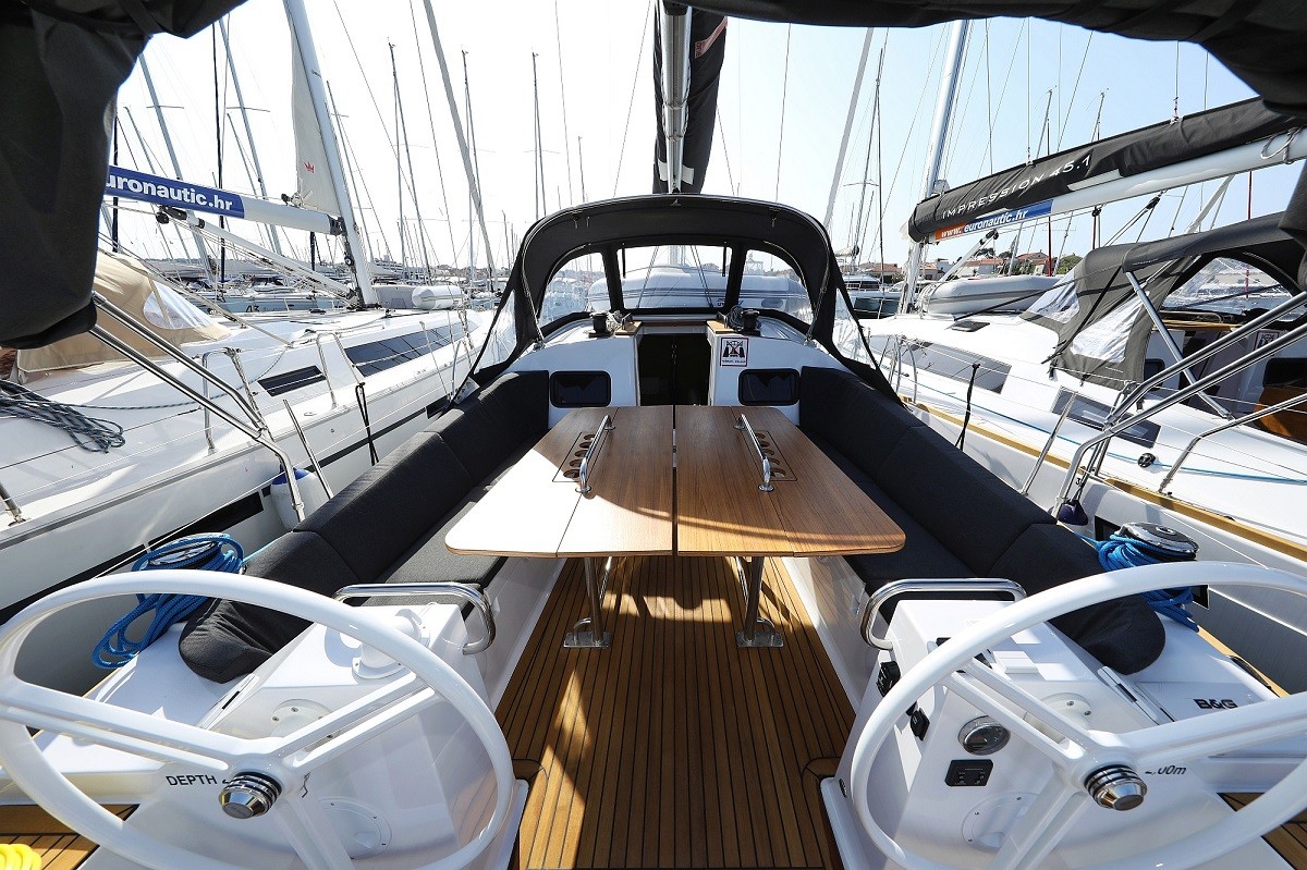 Elan Impression 45.1, Urshy | Yacht Charter Croatia