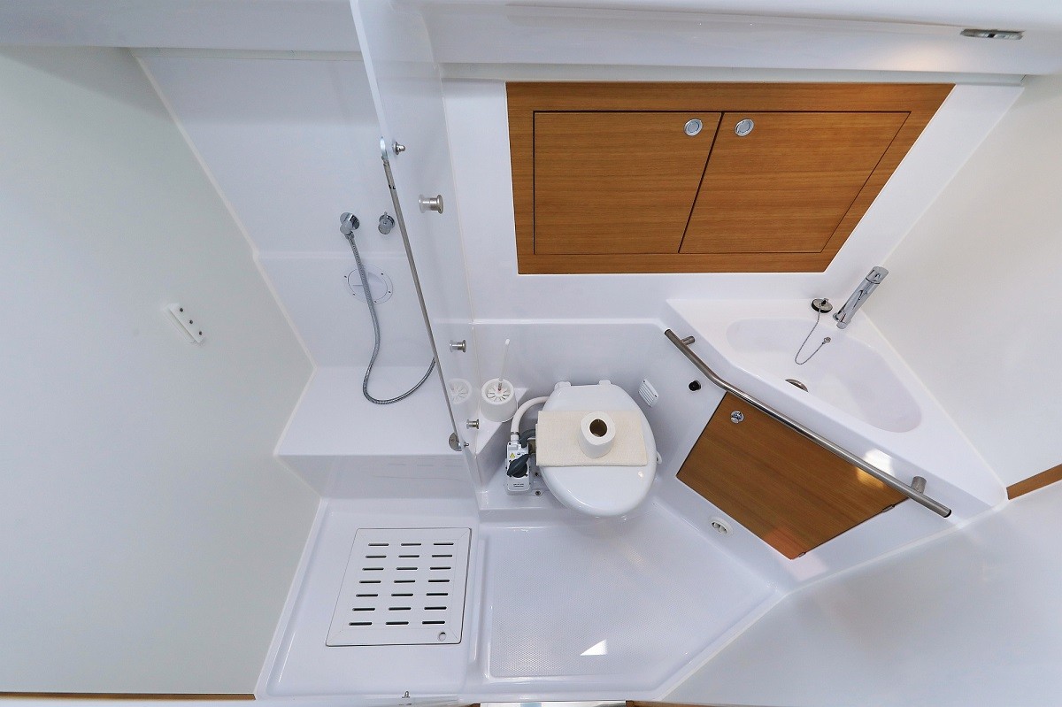 Elan Impression 45.1, Urshy | Yacht Charter Croatia