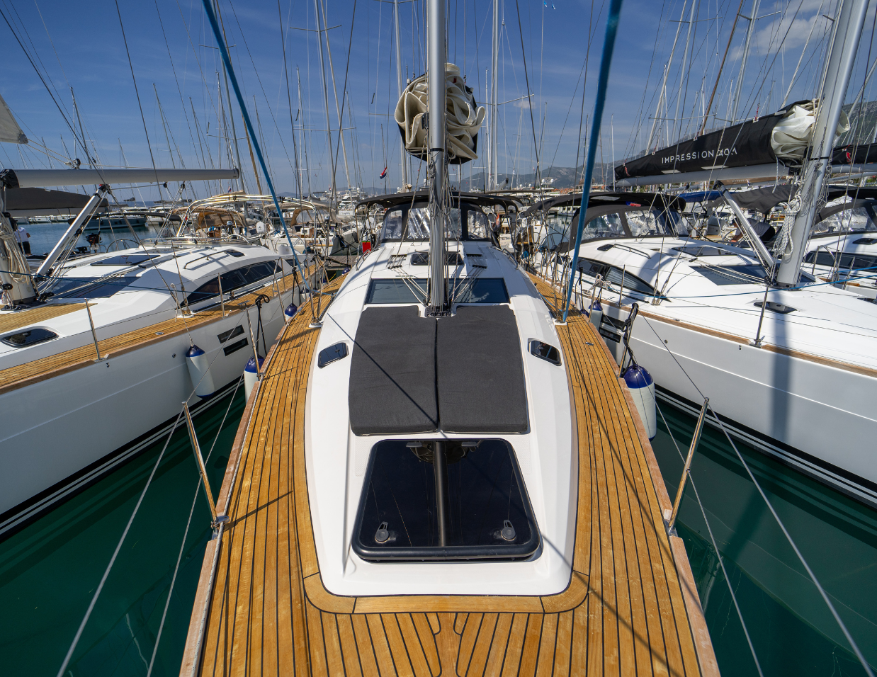 Elan Impression 45.1, Marita | Yacht Charter Croatia