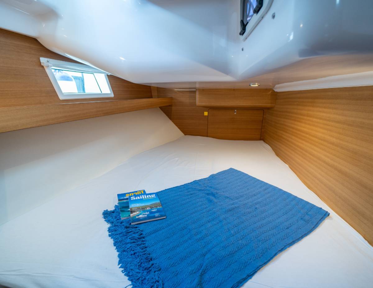 Elan Impression 45.1, Marita | Yacht Charter Croatia
