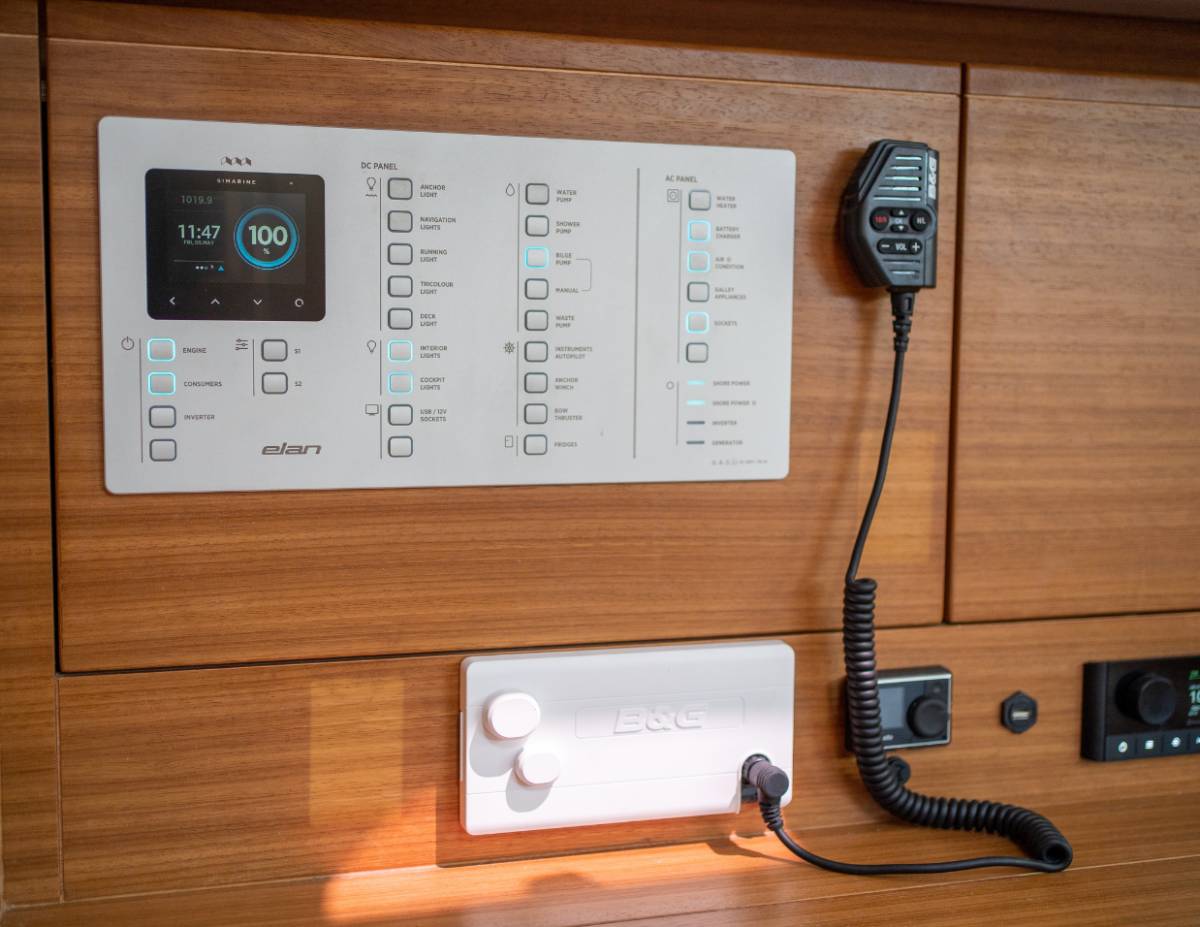 Elan Impression 45.1, Marita | Yacht Charter Croatia