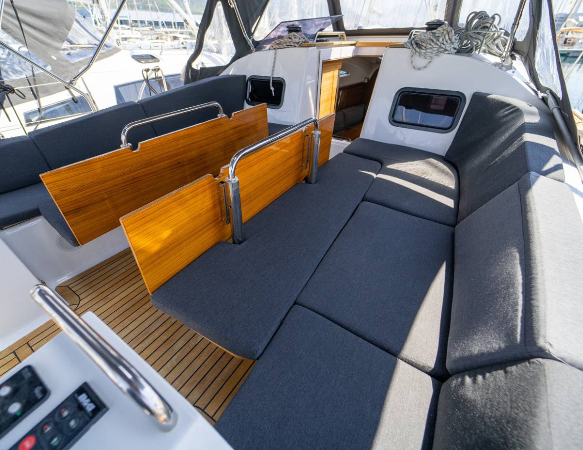 Elan Impression 45.1, Marita | Yacht Charter Croatia