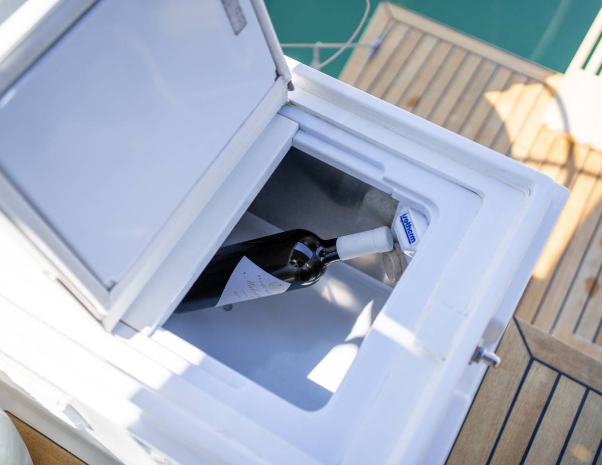 Elan Impression 45.1, Marita | Yacht Charter Croatia