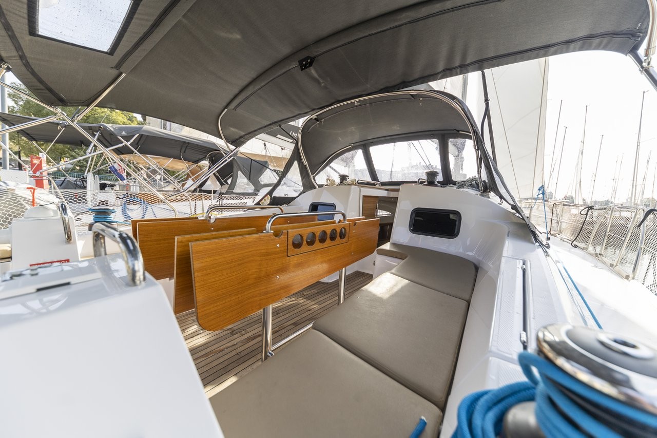 Elan Impression 45.1, Pasithea | Yacht Charter Croatia