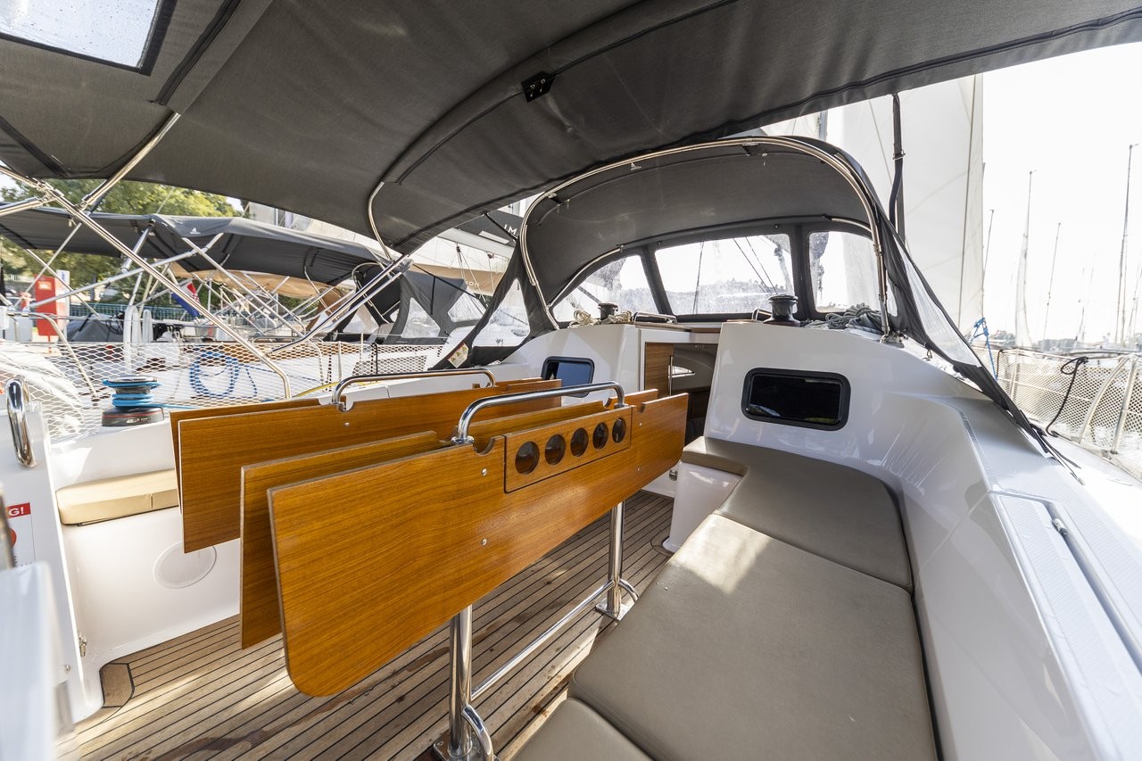 Elan Impression 45.1, Pasithea | Yacht Charter Croatia