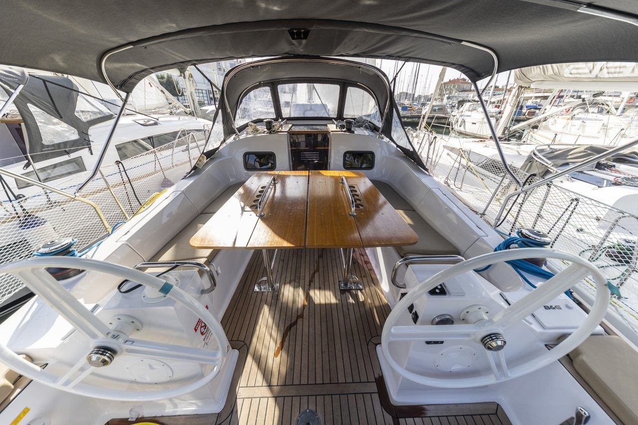 Elan Impression 45.1, Pasithea | Yacht Charter Croatia