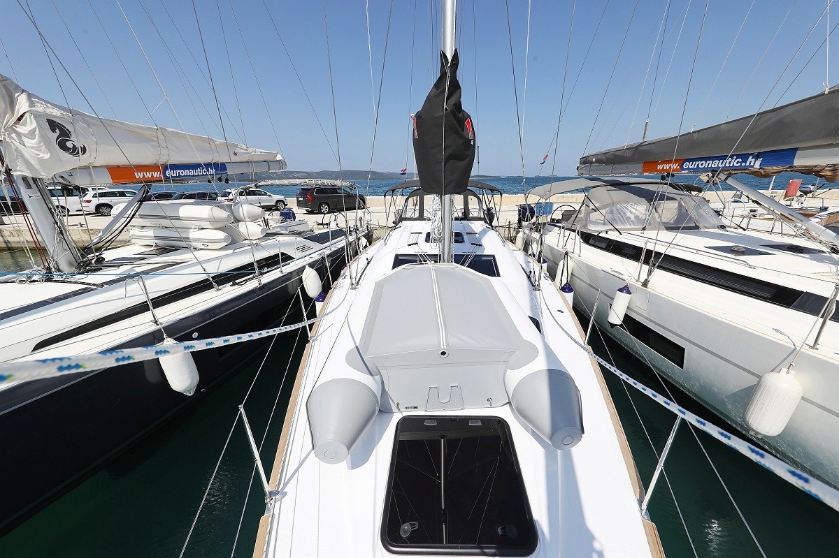 Elan Impression 45.1, Jackpot | Yacht Charter Croatia