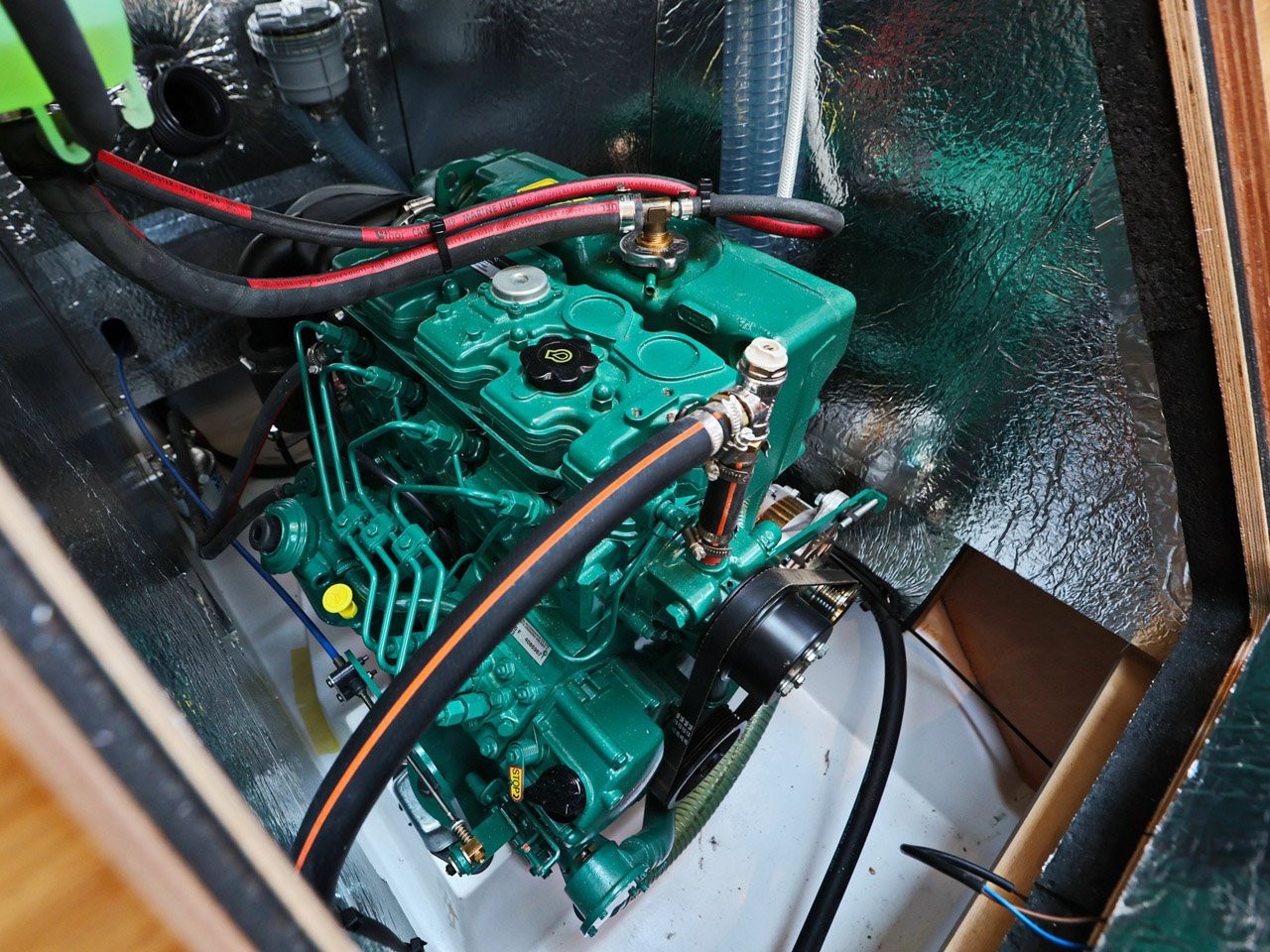 Elan Impression 45.1, Luna | Yacht Charter Croatia