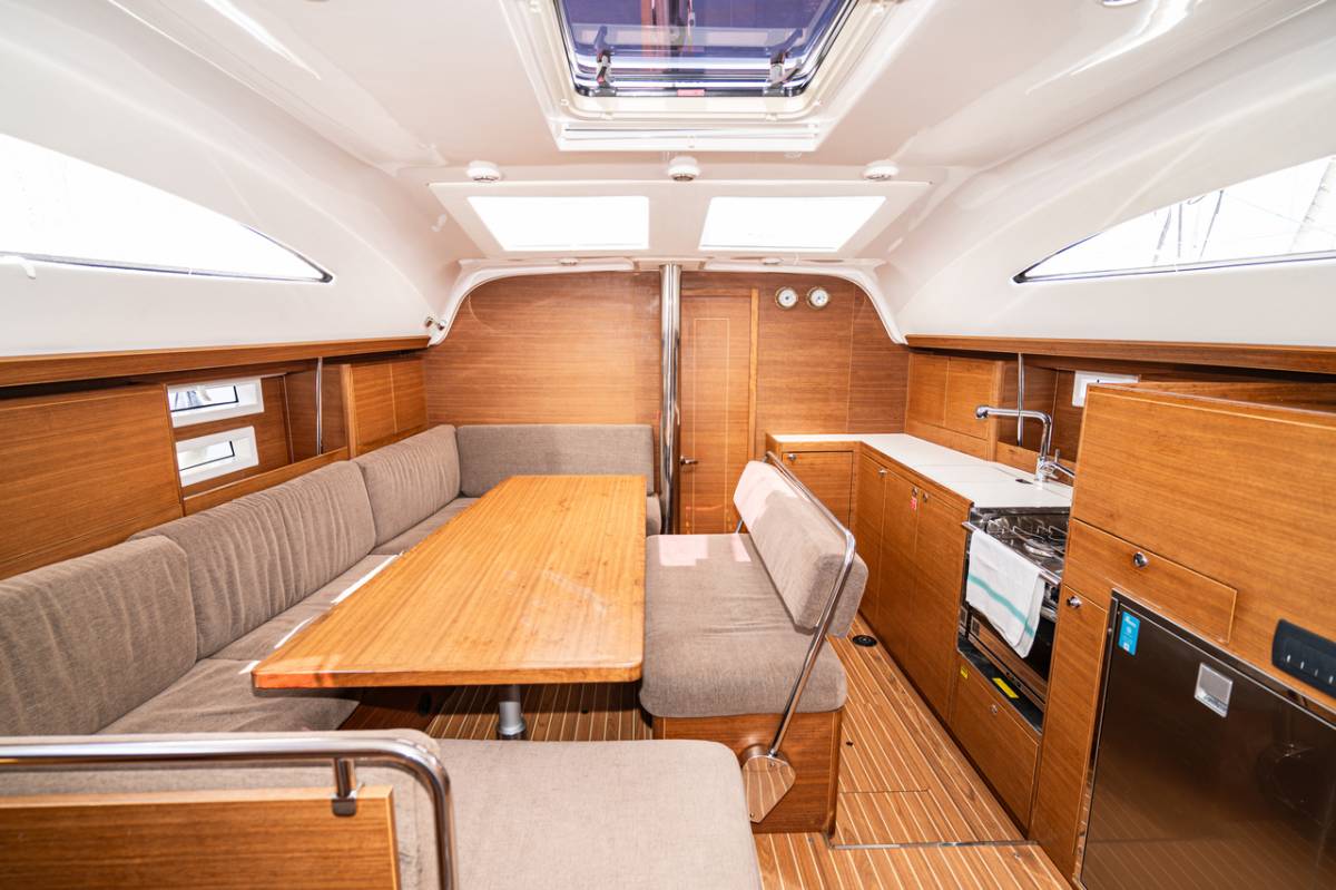 Elan Impression 45.1, Seraphim | Yacht Charter Croatia