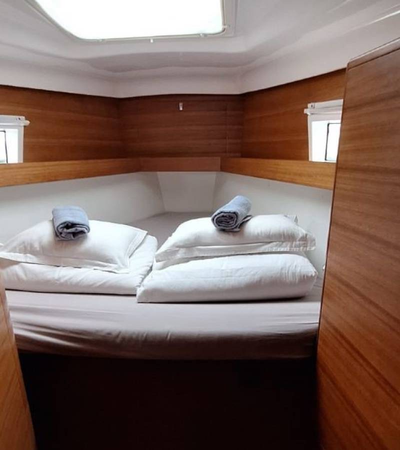Elan Impression 45.1, Zeba | Yacht Charter Croatia