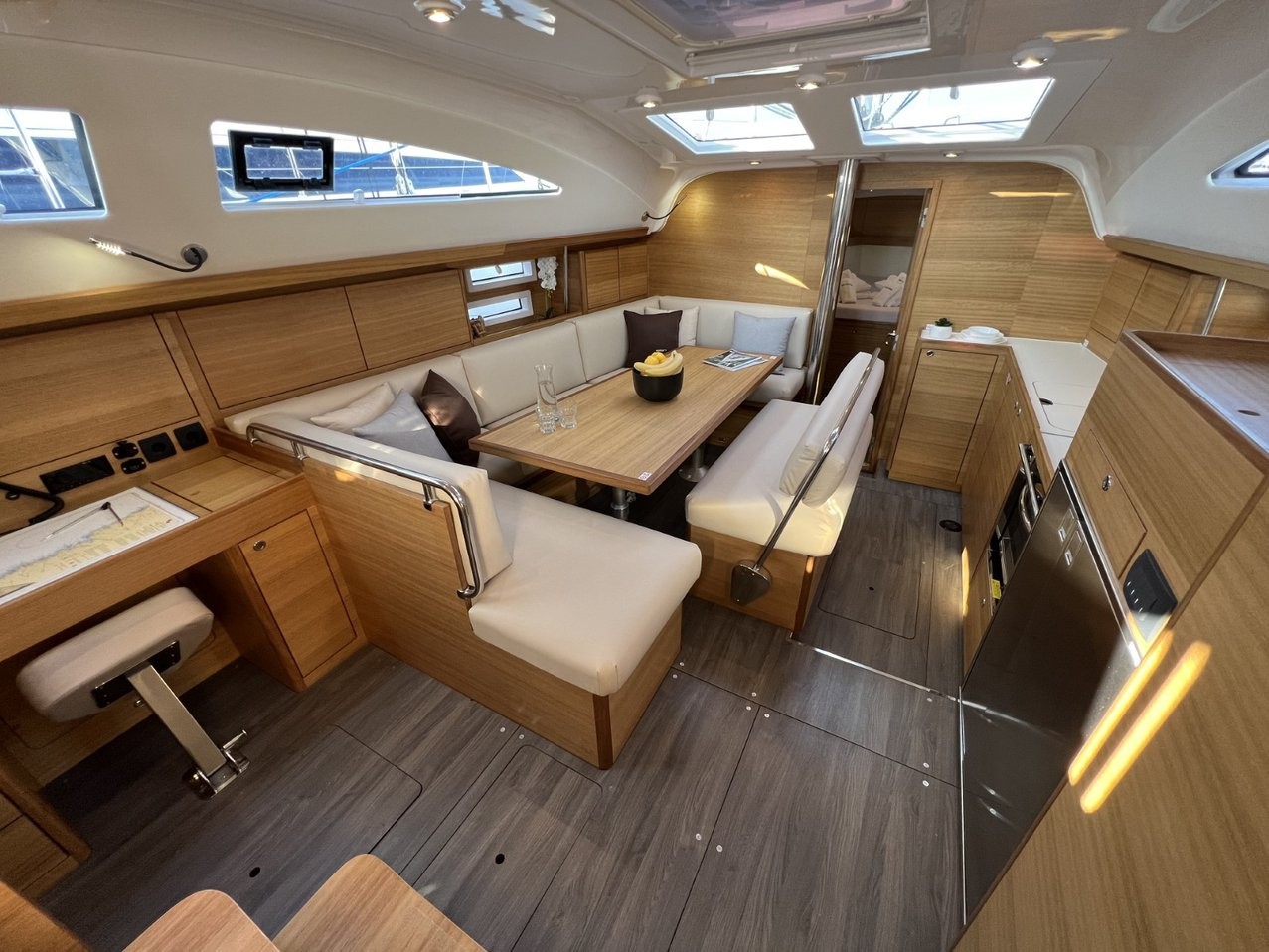Elan Impression 45.1, Polaris | Yacht Charter Croatia