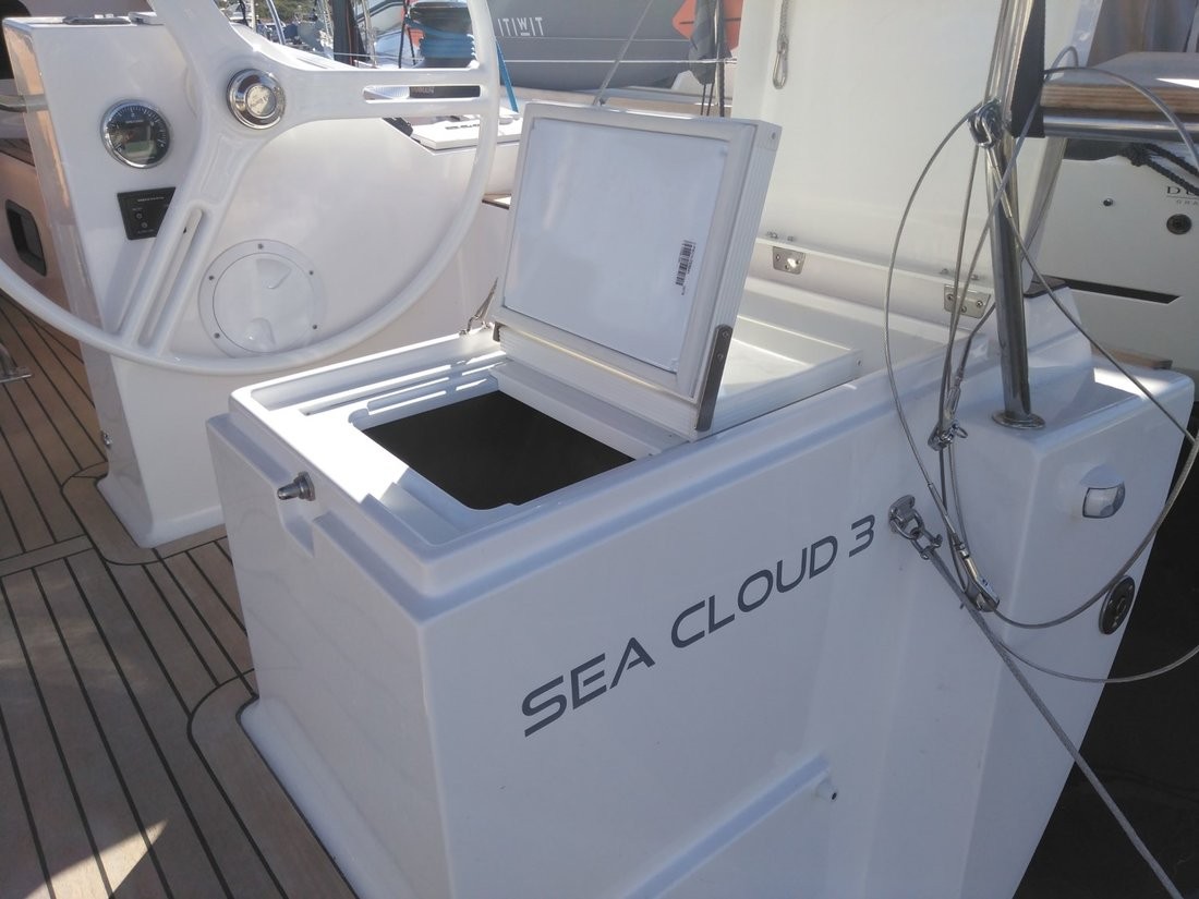 Elan Impression 45.1, Sea Cloud 3 | Yacht Charter Croatia