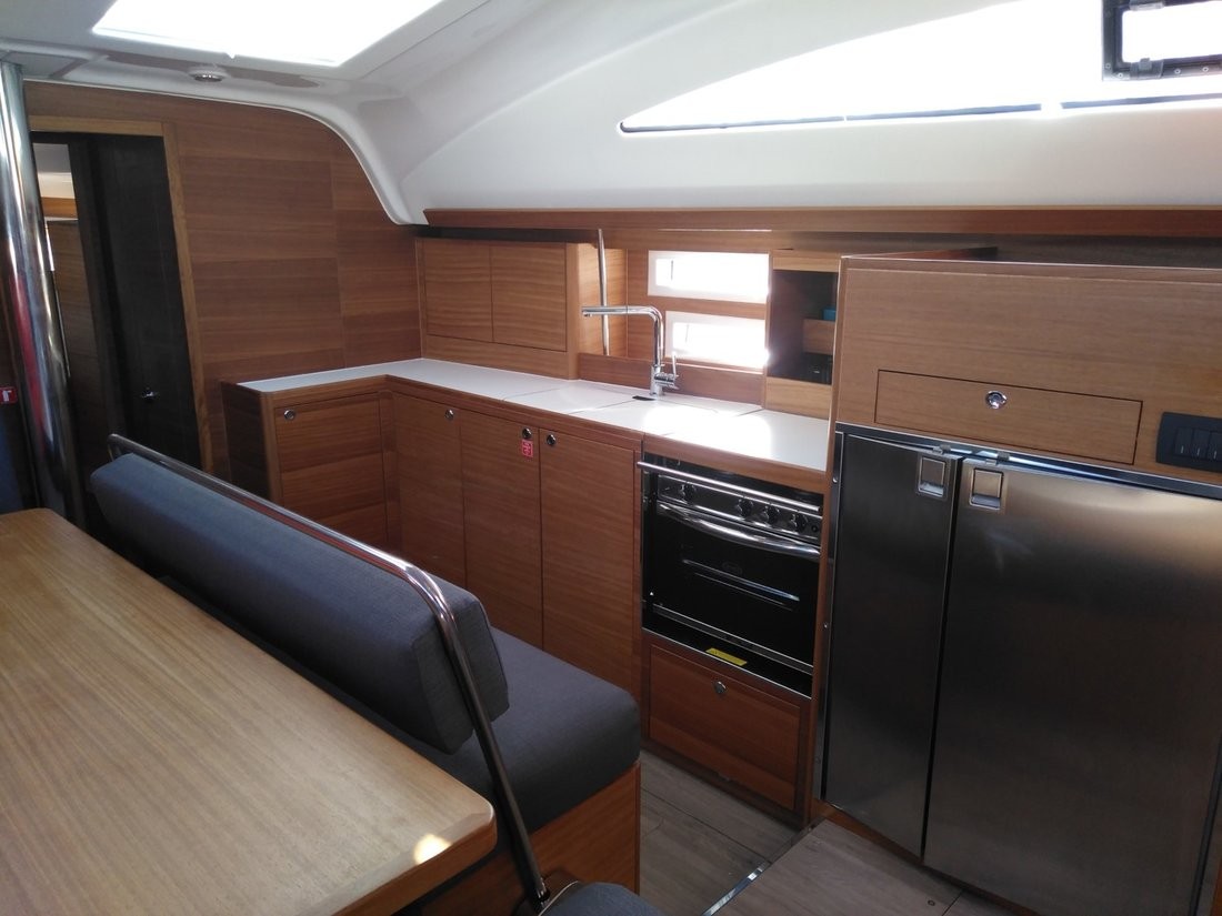 Elan Impression 45.1, Sea Cloud 3 | Yacht Charter Croatia