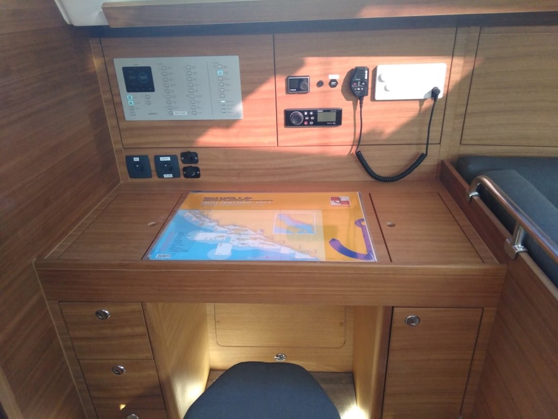 Elan Impression 45.1, Sea Cloud 3 | Yacht Charter Croatia