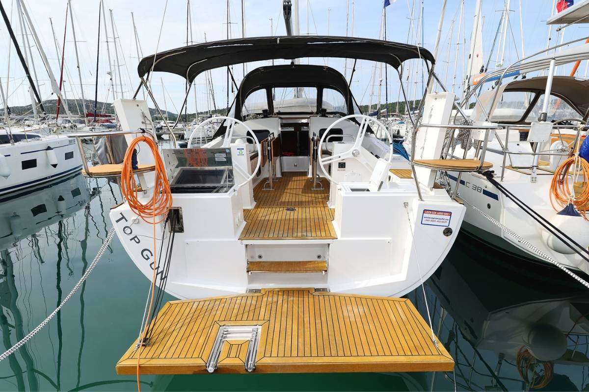 Elan Impression 45.1, Top Gun | Yacht Charter Croatia