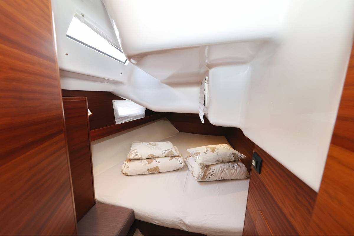 Elan Impression 45.1, Top Gun | Yacht Charter Croatia