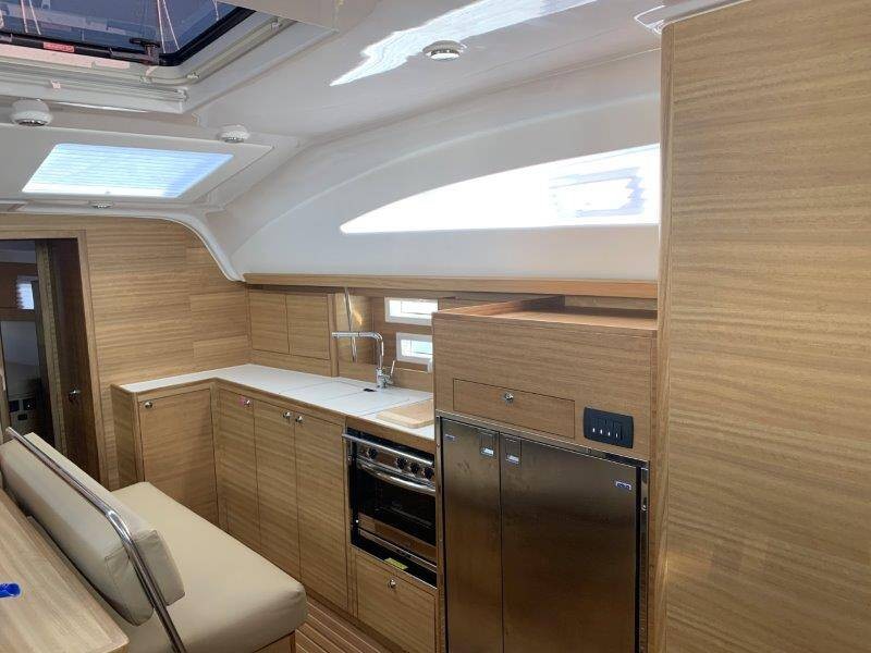 Elan Impression 45.1, Lena | Yacht Charter Croatia