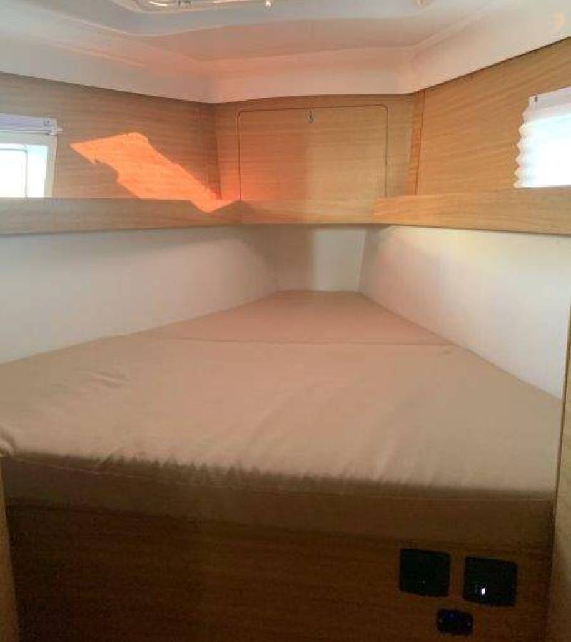 Elan Impression 45.1, Lena | Yacht Charter Croatia
