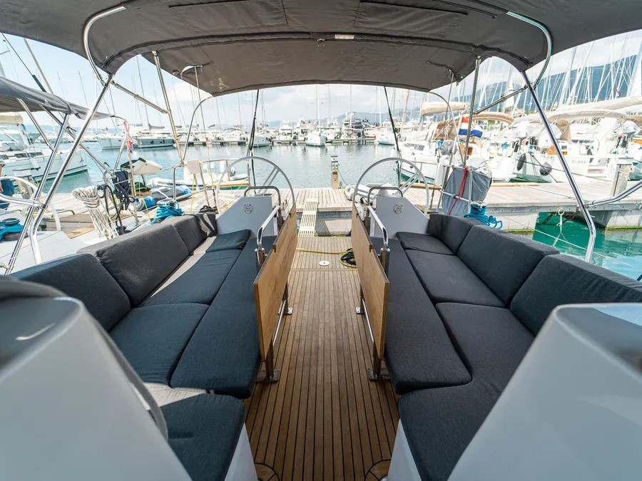 Elan Impression 45.1, Soleos | Yacht Charter Croatia