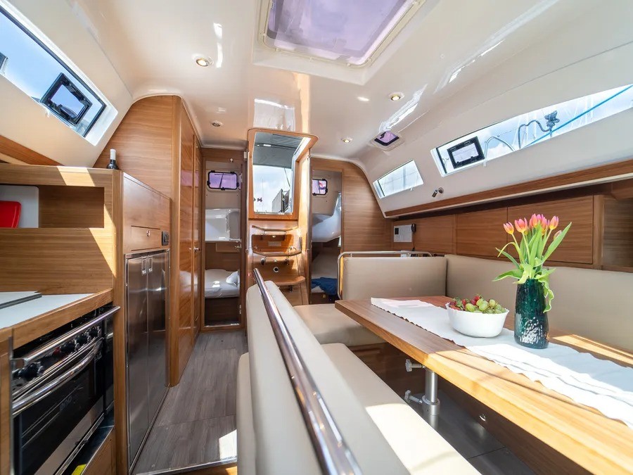 Elan Impression 45.1, Soleos | Yacht Charter Croatia