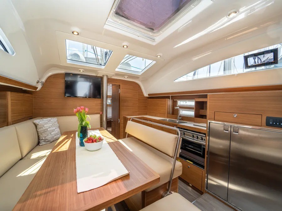 Elan Impression 45.1, Soleos | Yacht Charter Croatia