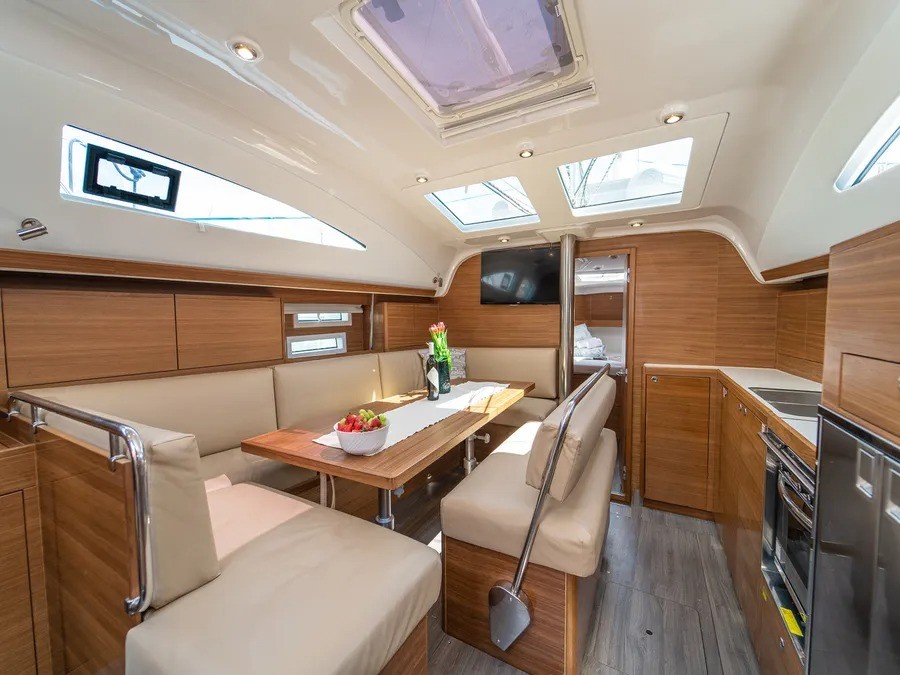 Elan Impression 45.1, Soleos | Yacht Charter Croatia