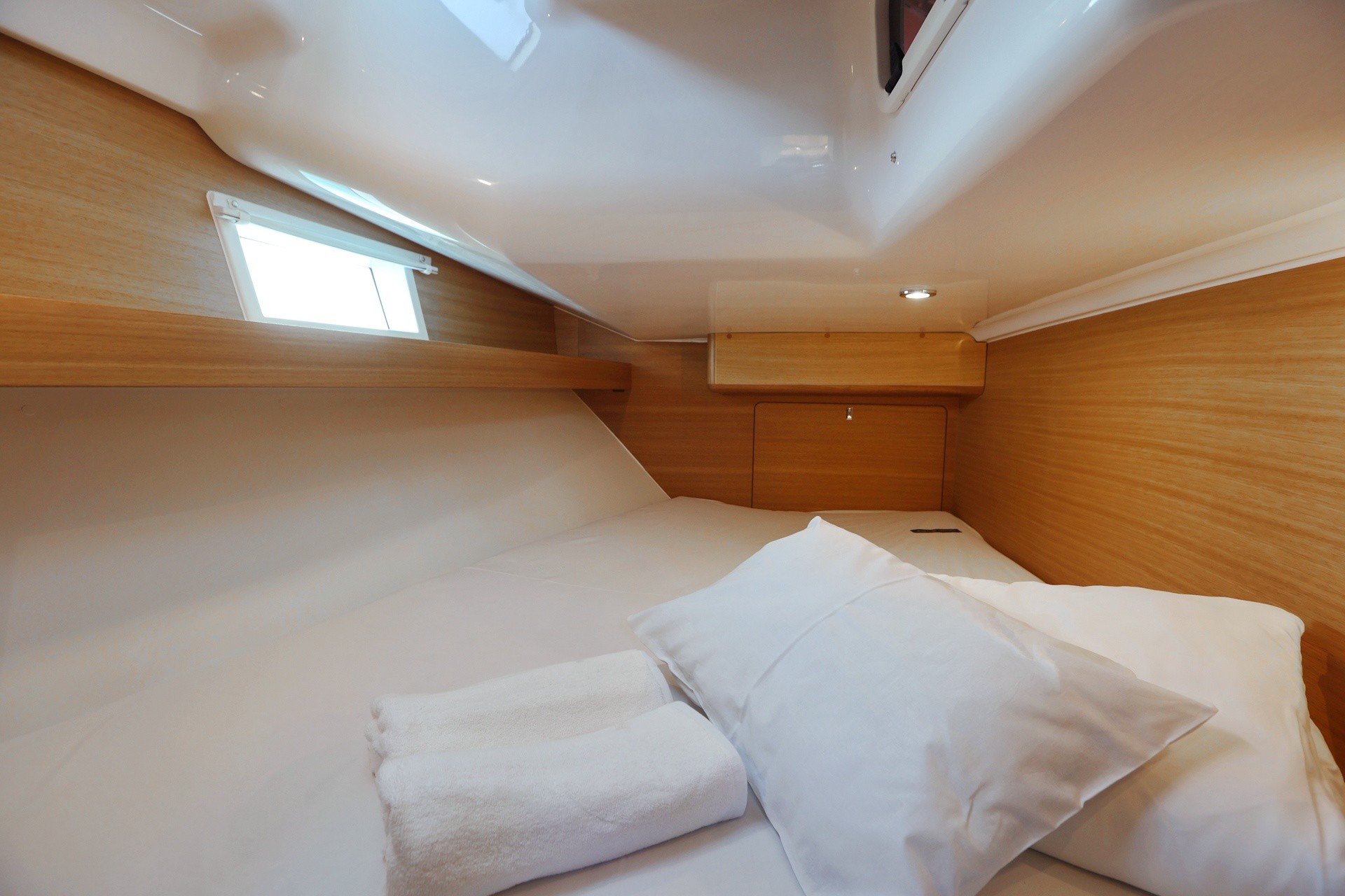 Elan Impression 45.1, Lara | Yacht Charter Croatia