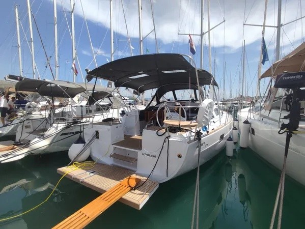 Elan Impression 45.1, Moonlight | Yacht Charter Croatia
