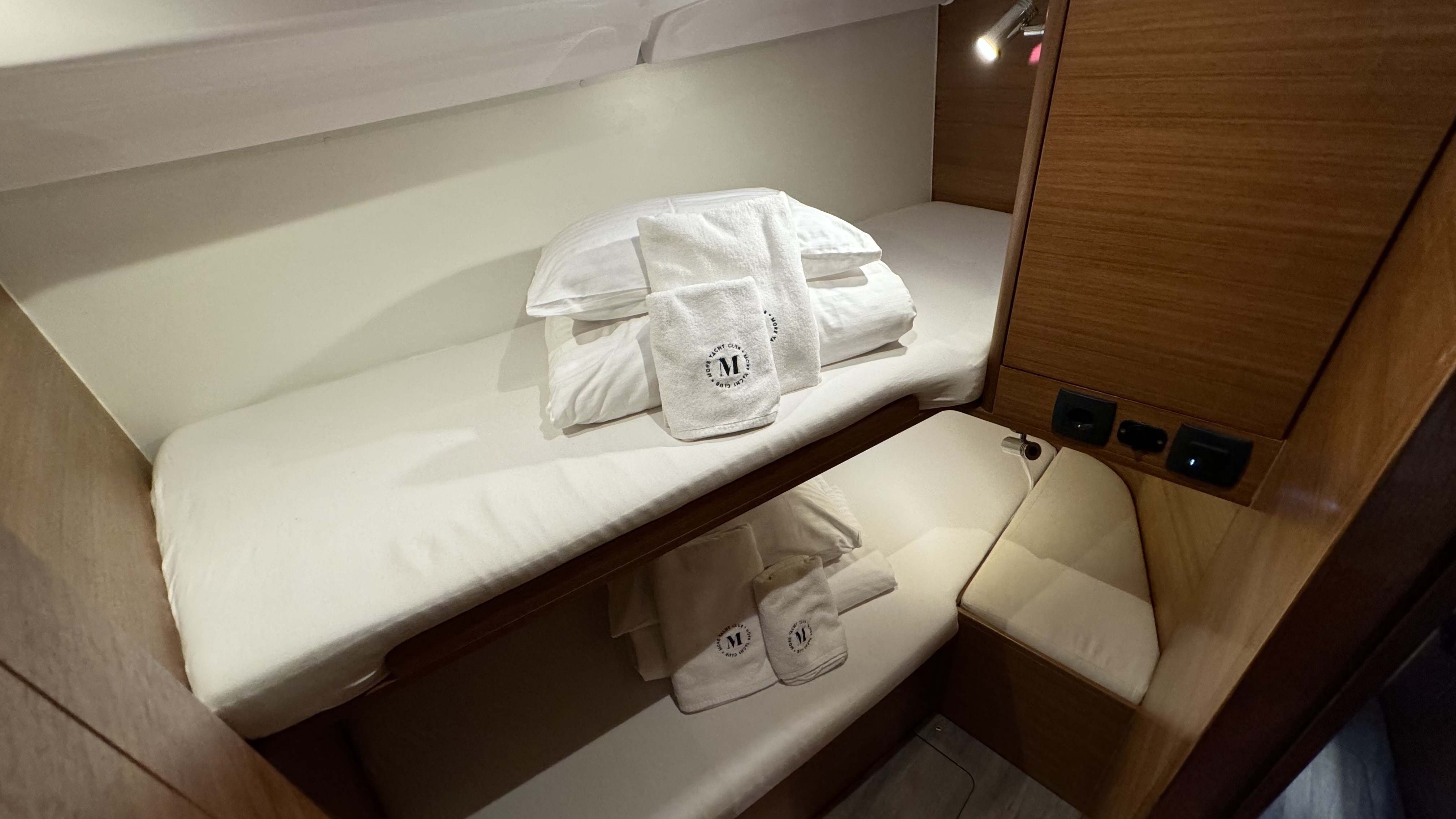 Elan Impression 45.1, Ziggy | Yacht Charter Croatia