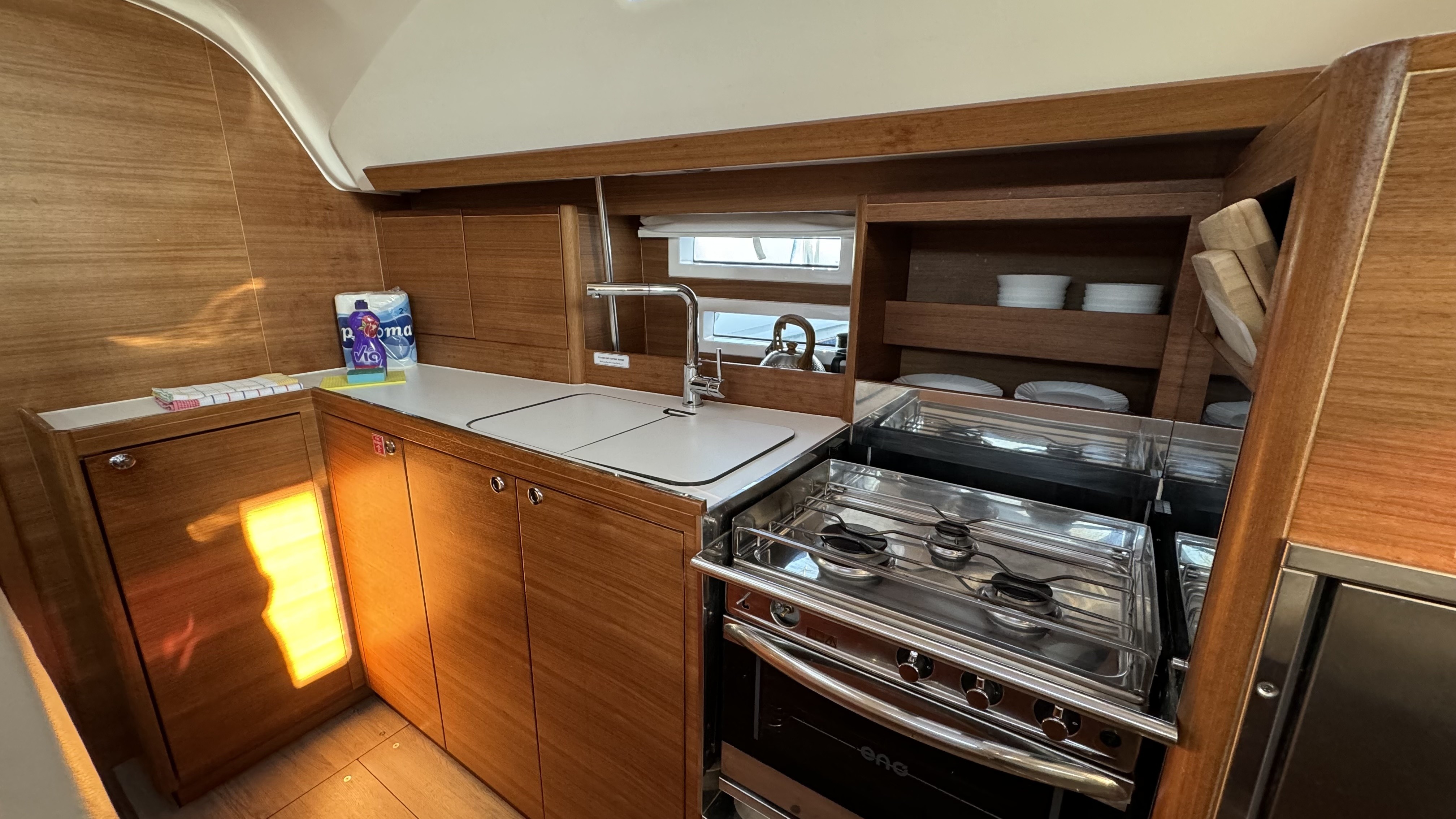 Elan Impression 45.1, Ziggy | Yacht Charter Croatia