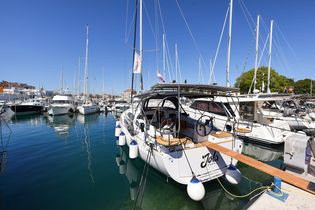 Elan Impression 45.1, Jola | Yacht Charter Croatia