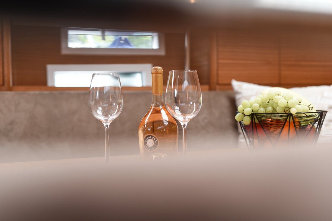 Elan Impression 45.1, Jola | Yacht Charter Croatia