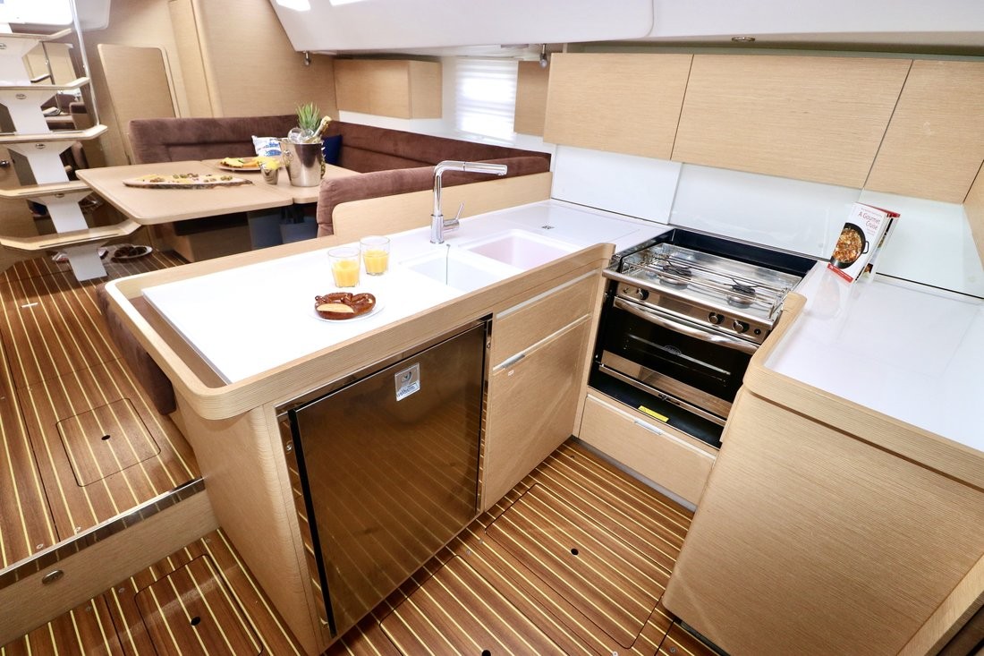 Elan Impression 50, Sofia I | Yacht Charter Croatia