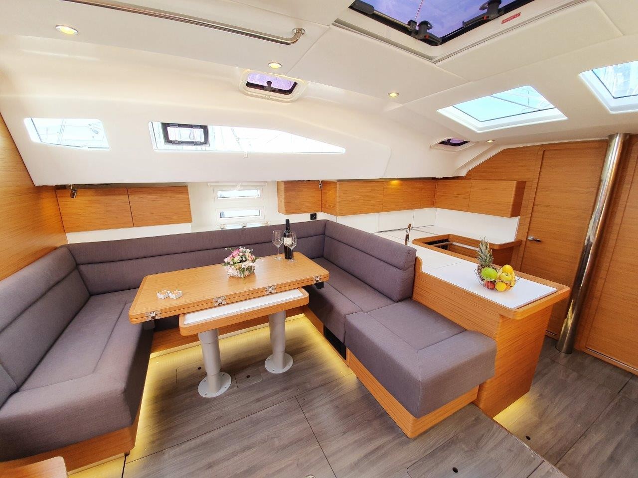 Elan Impression 50, Suzy | Yacht Charter Croatia