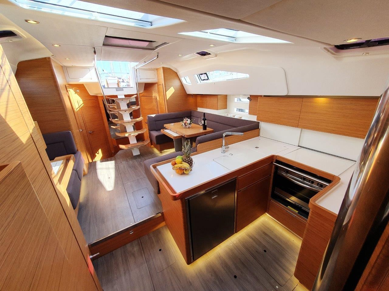 Elan Impression 50, Suzy | Yacht Charter Croatia