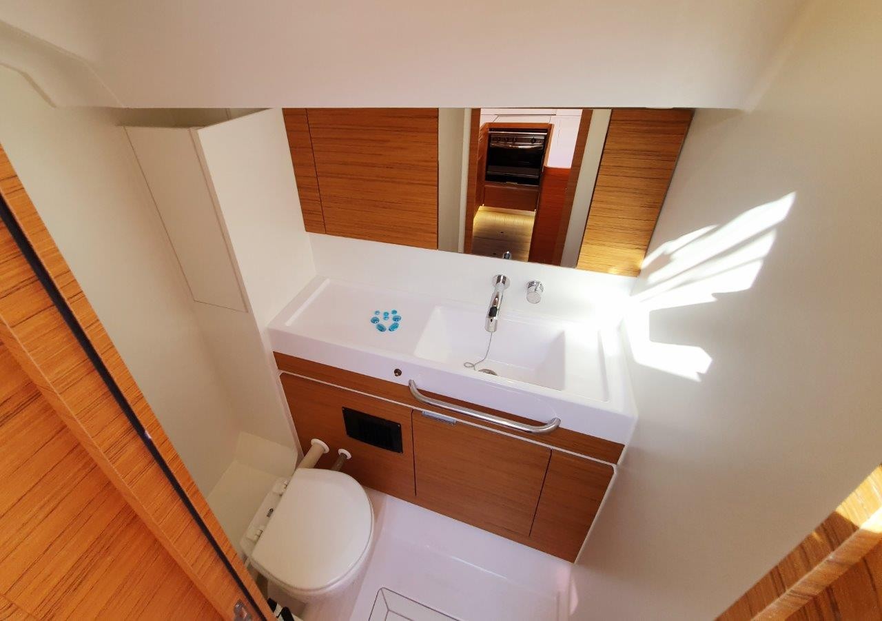 Elan Impression 50, Suzy | Yacht Charter Croatia