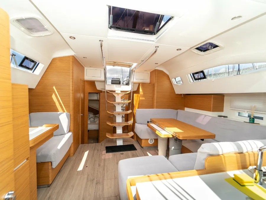 Elan Impression 50, Cupcake | Yacht Charter Croatia