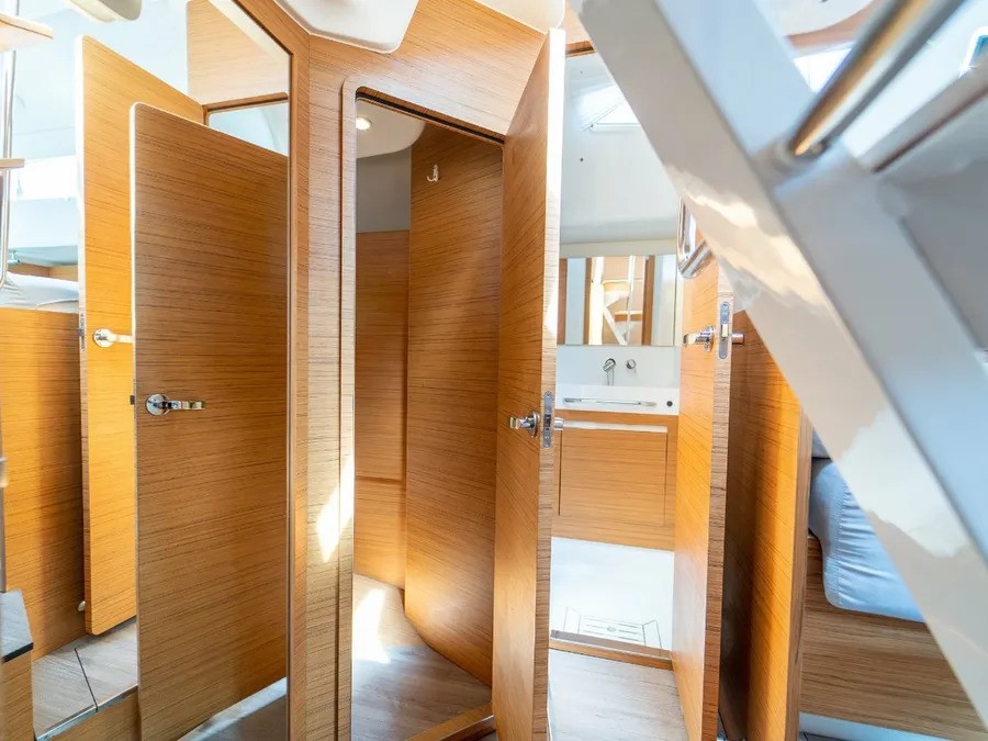 Elan Impression 50, Cupcake | Yacht Charter Croatia