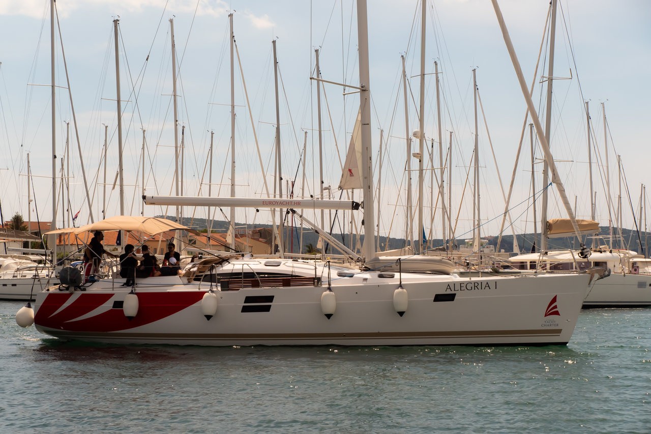 elan yacht charter kroatien