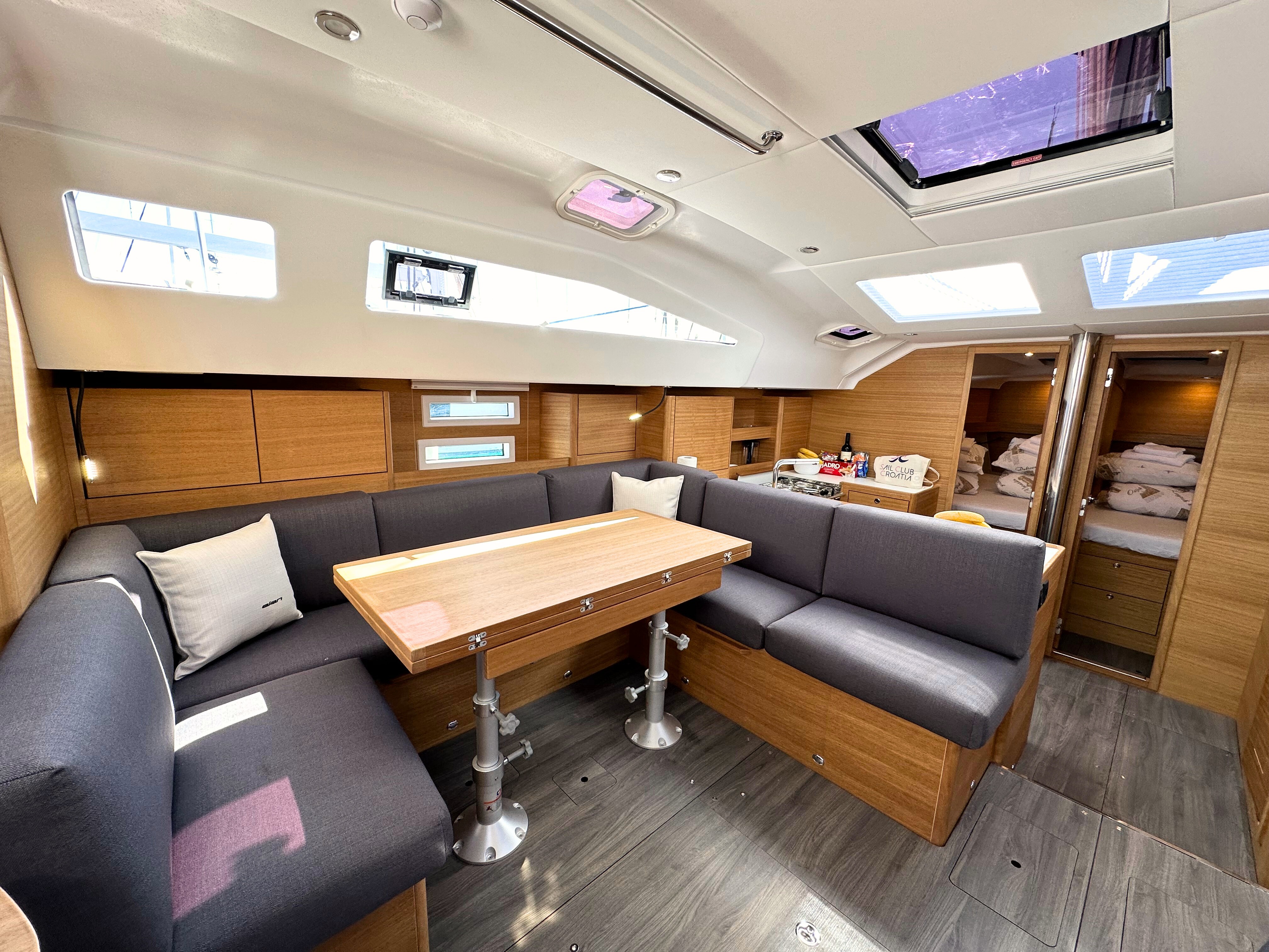 Elan Impression 50.1, Seaduction | Yacht Charter Croatia
