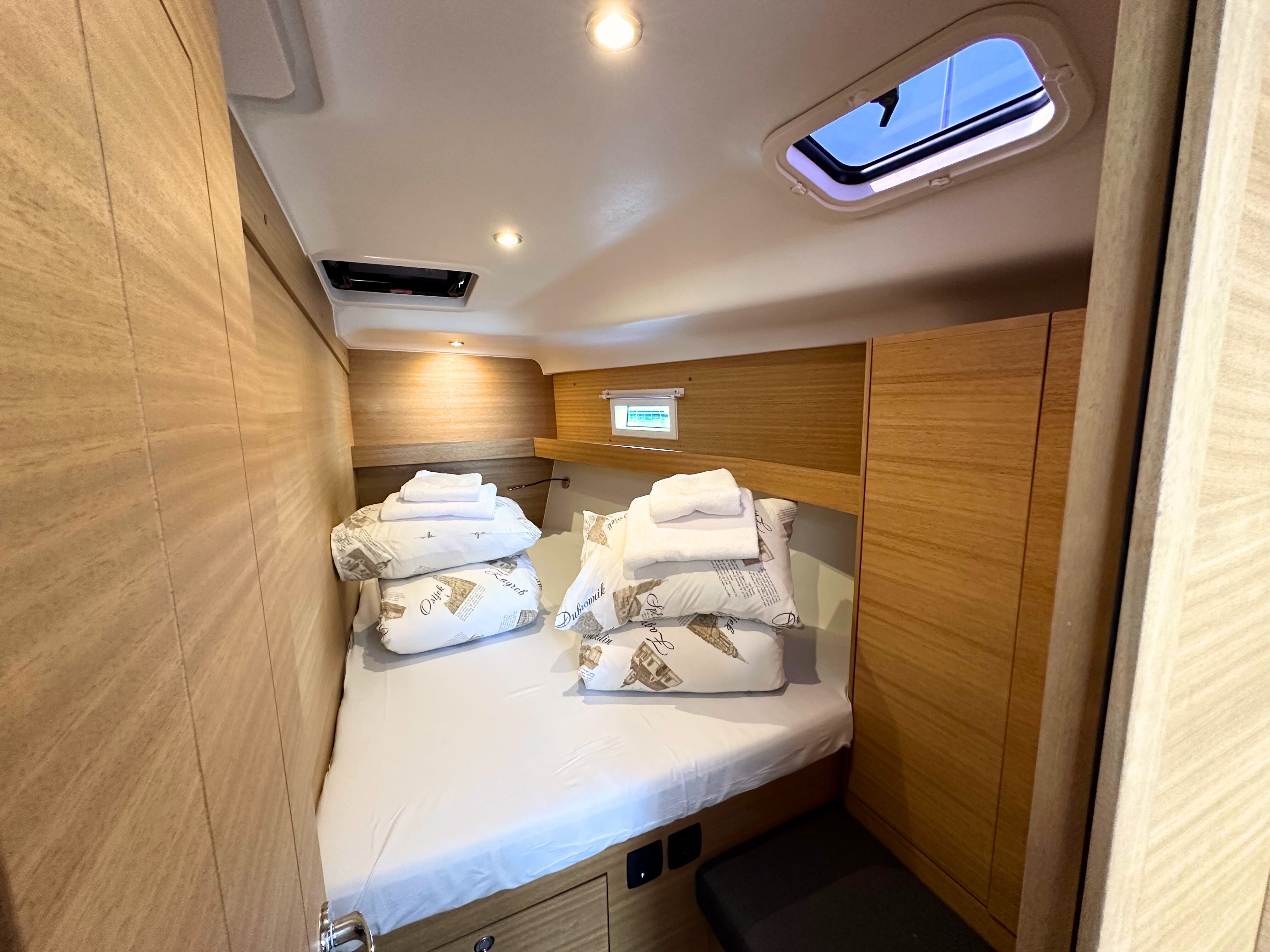 Elan Impression 50.1, Seaduction | Yacht Charter Croatia