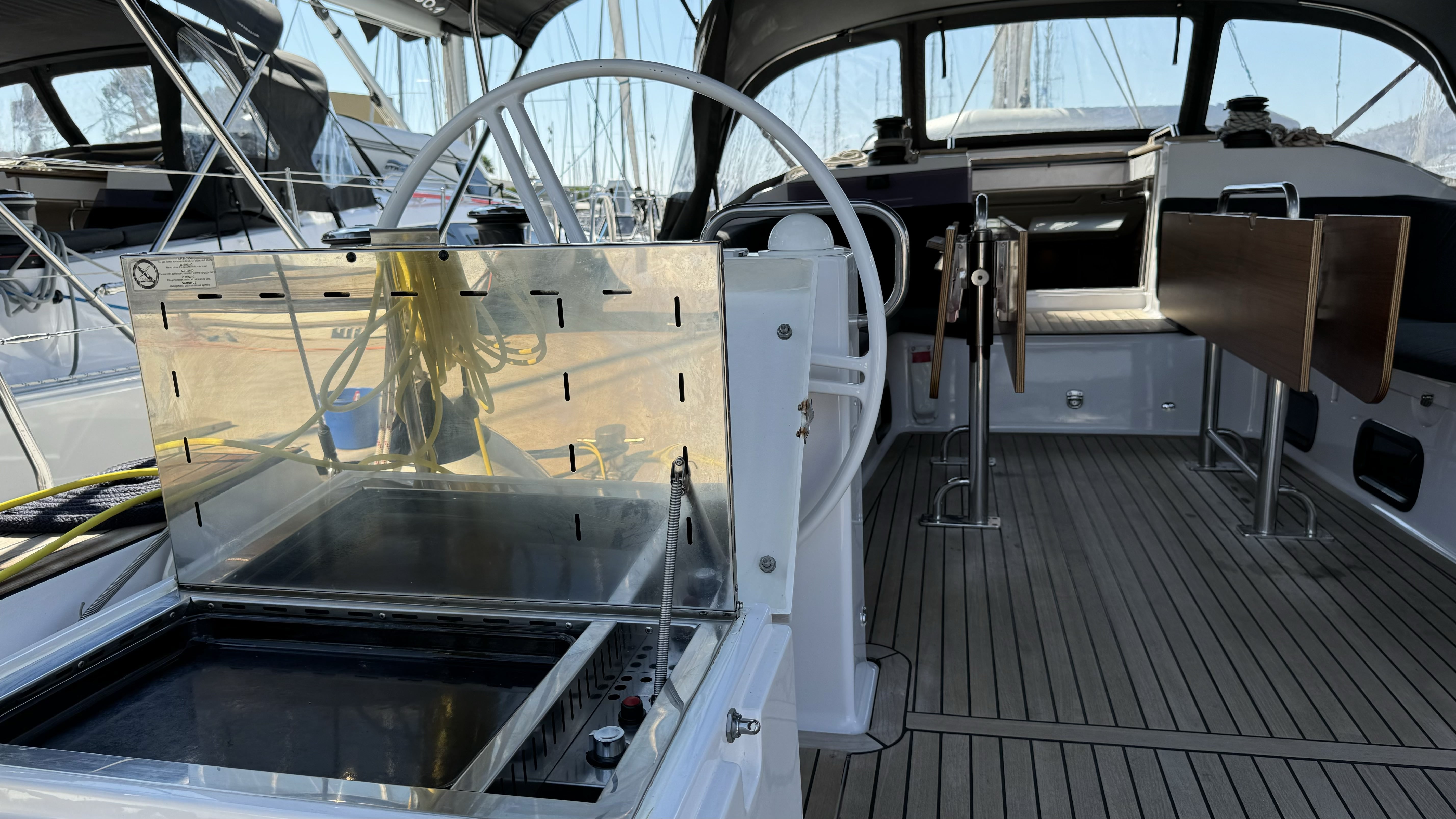 Elan Impression 50.1, Miss Esme | Yacht Charter Croatia