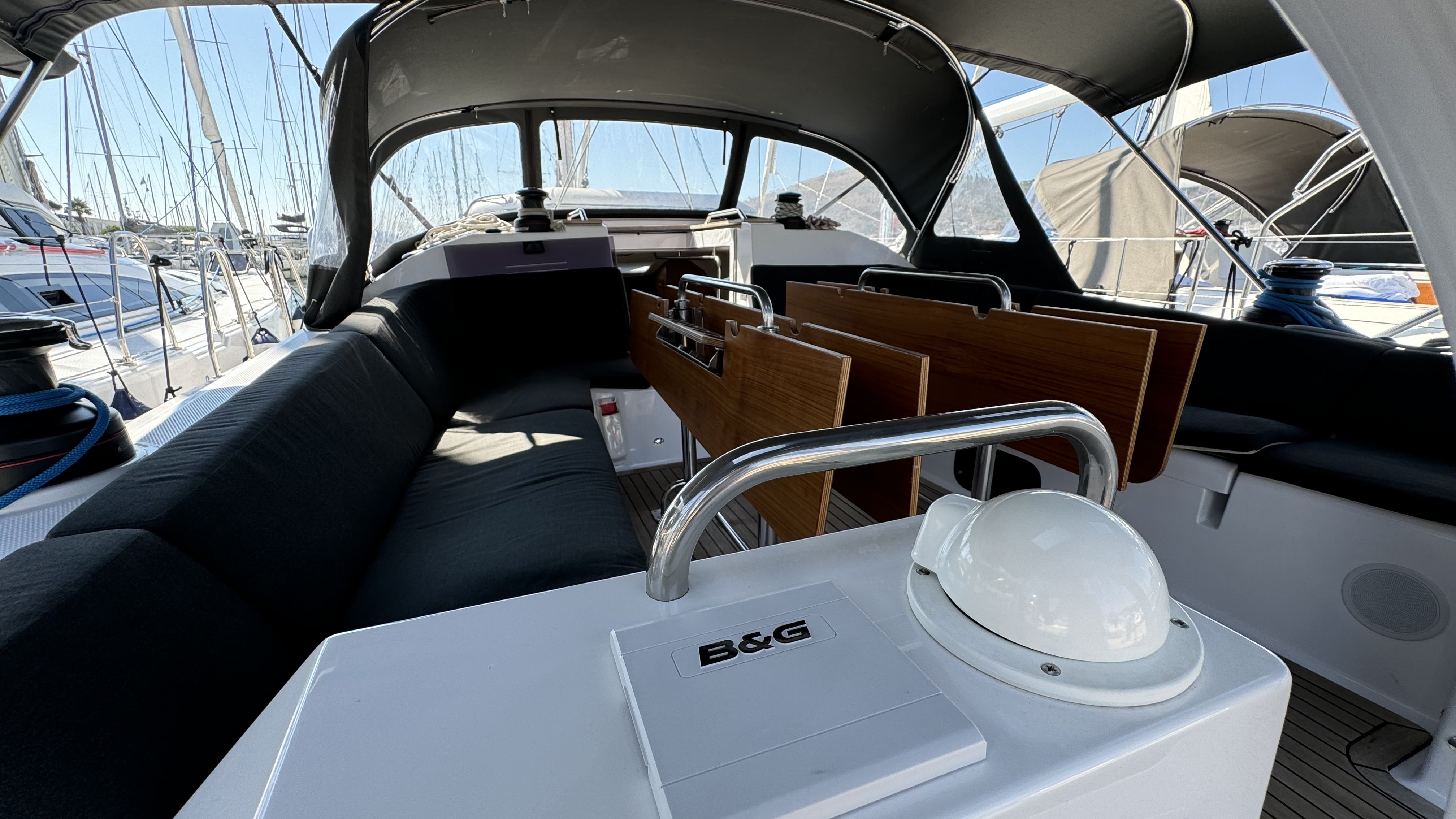 Elan Impression 50.1, Miss Esme | Yacht Charter Croatia