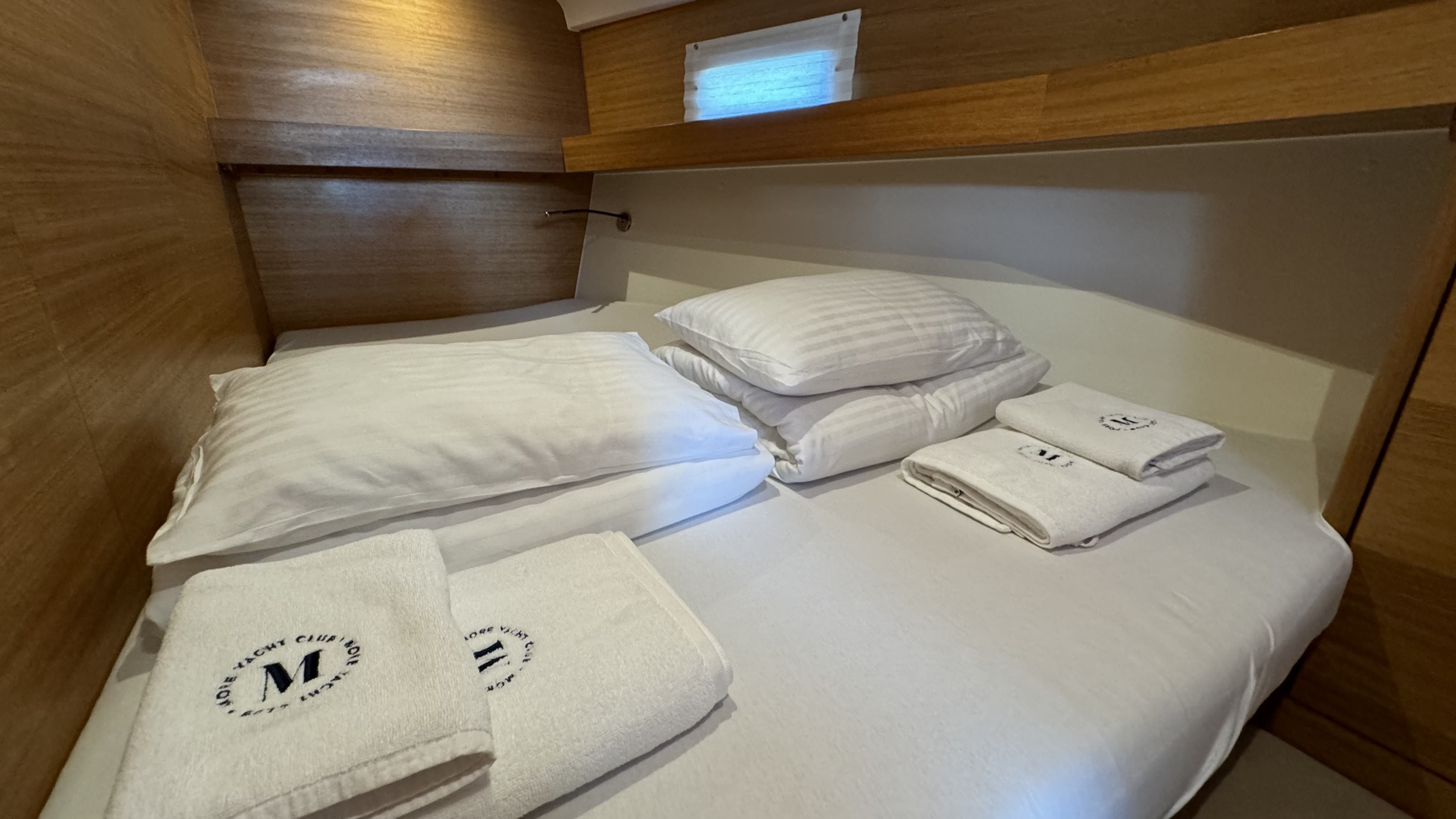 Elan Impression 50.1, Miss Esme | Yacht Charter Croatia