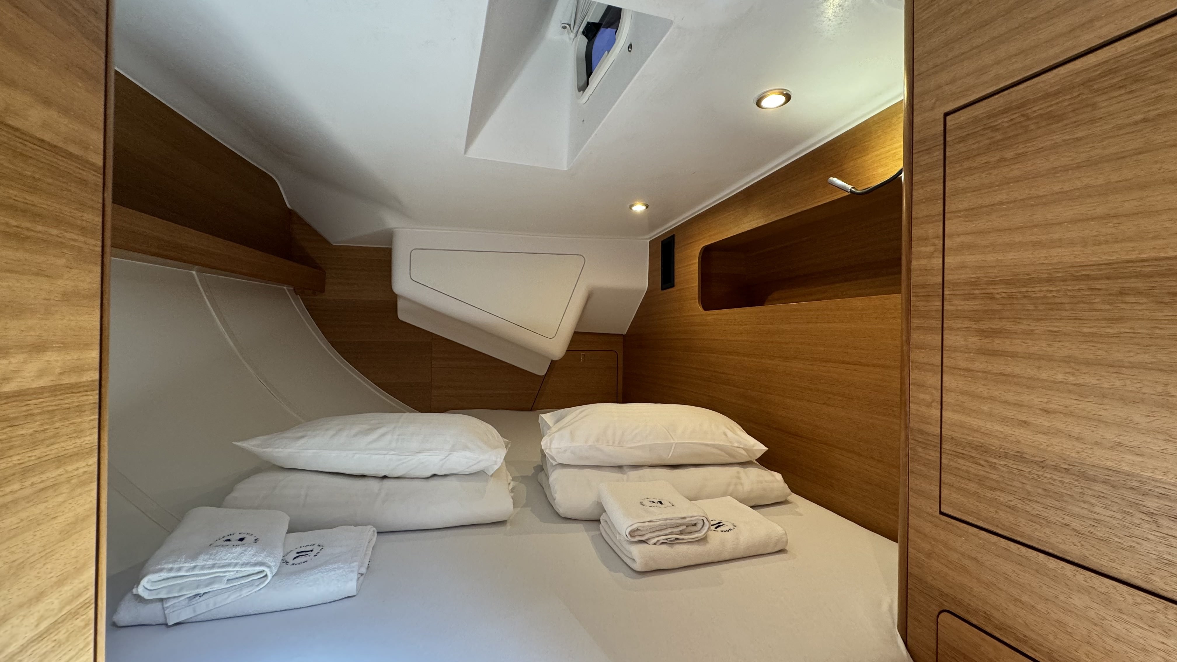 Elan Impression 50.1, Miss Esme | Yacht Charter Croatia