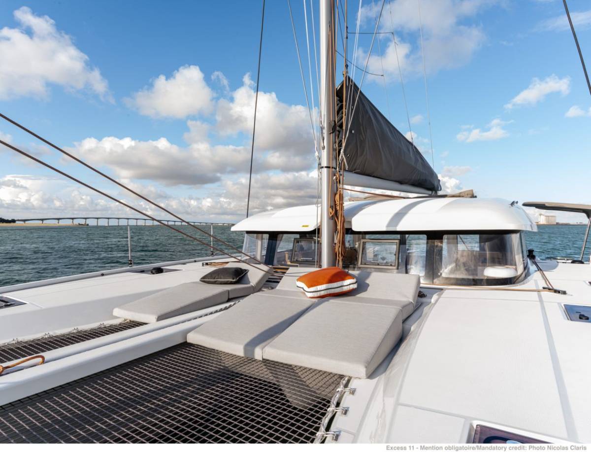 Excess 11, TWINKLING | Yacht Charter Croatia