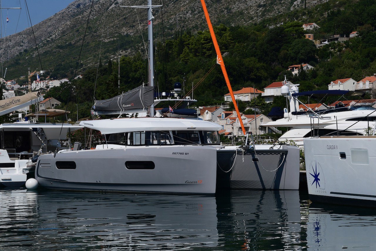 Excess 12, Silver Kiss | Noleggio di Yacht Croazia